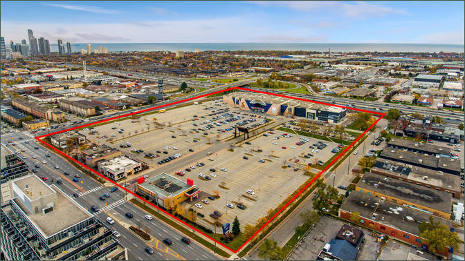 Queensway Cineplex Toronto, ON