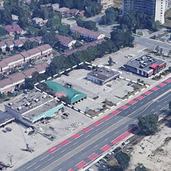 2978 Eglinton Ave E