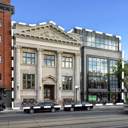 491 College Street