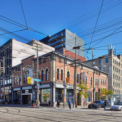 649 Queen St West