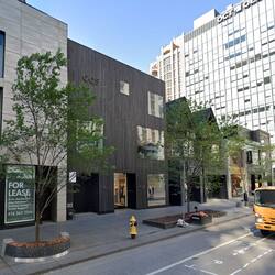 85 Bloor Street West