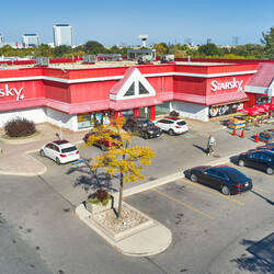 Dundas 427 Marketplace