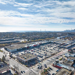 Shoppers World Danforth