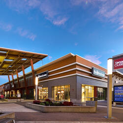 Tanger Outlets Ottawa