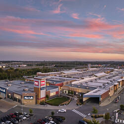 Tanger Outlets Ottawa