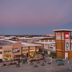 Tanger Outlets Ottawa