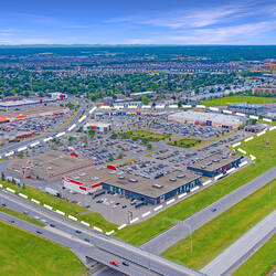 Vaudreuil Shopping Centre