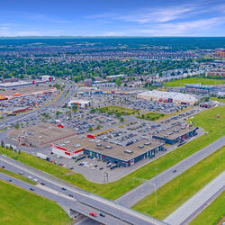 Vaudreuil Shopping Centre