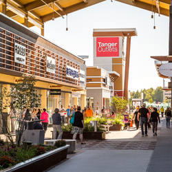 Tanger Outlets Ottawa