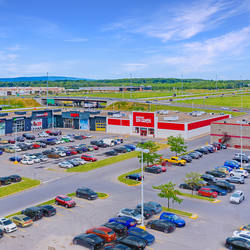 Vaudreuil Shopping Centre